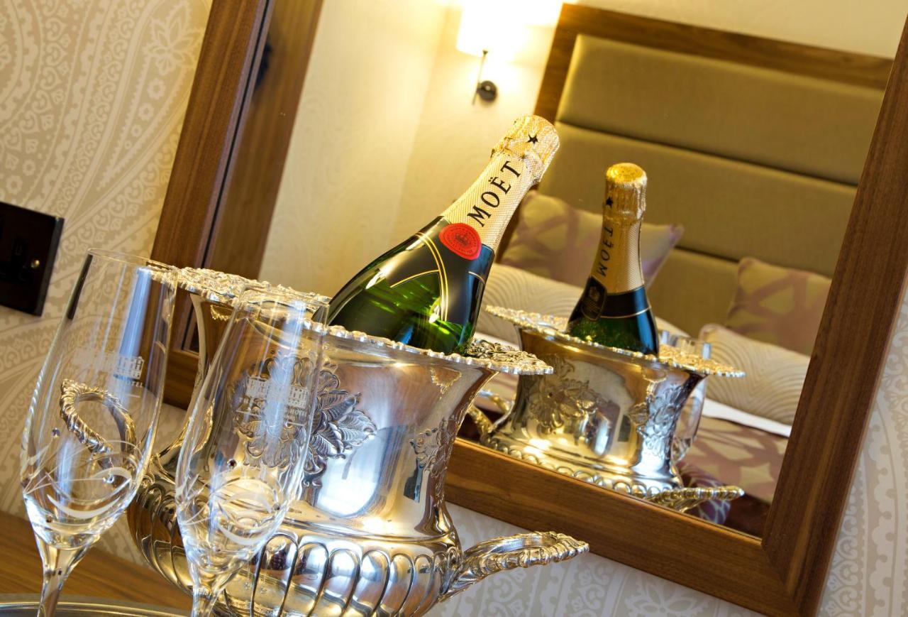 The George Hotel 彭里斯 客房 照片