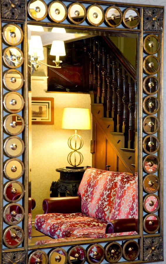 The George Hotel 彭里斯 外观 照片